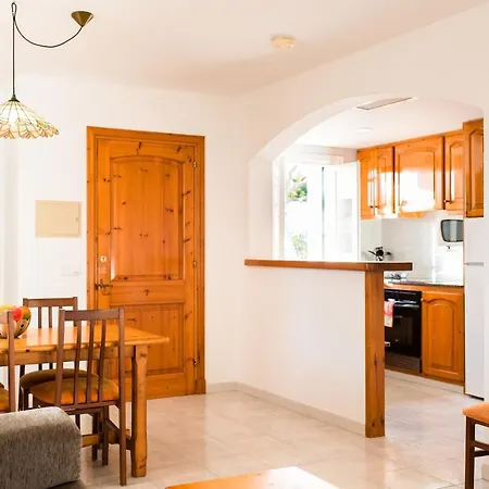 Sagitario Vista Playa II Apartamentos *